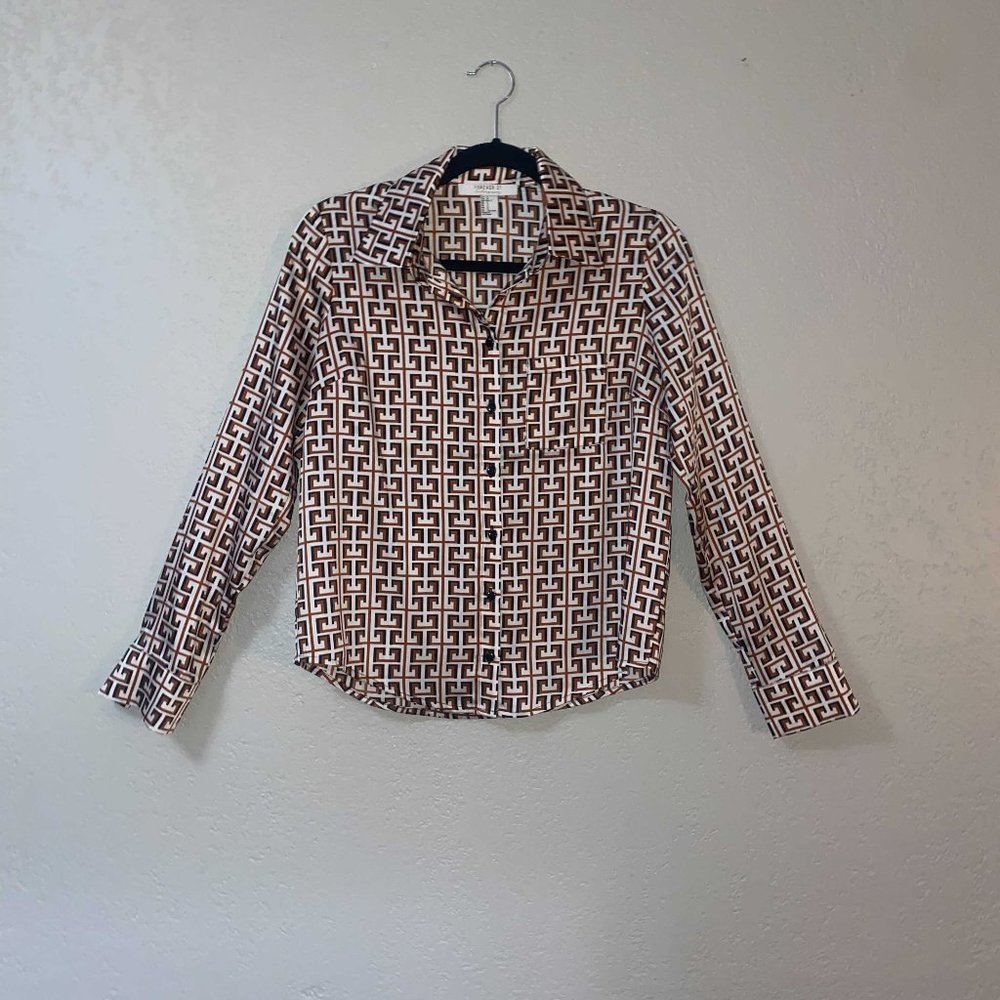 Forever 21 Contemporary Long Sleeve Button-Down Shirt 70s Pattern Small